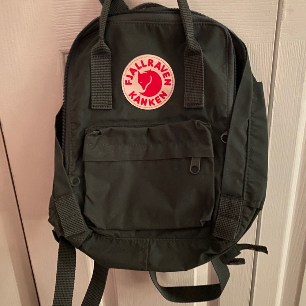 Fjallraven kanken mini backpack